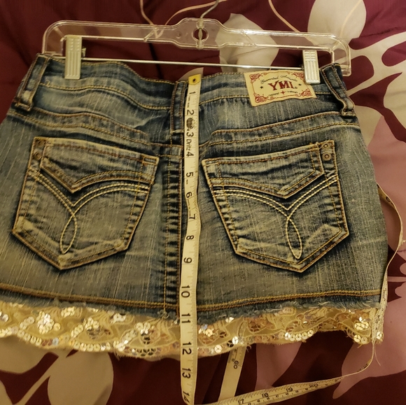 YMI denim jean white lace, silver sequin skit, size 5 - Picture 9 of 9